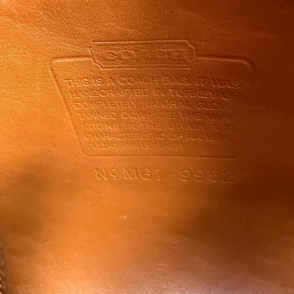 Vintage Coach Legacy Lula Bucket Bag in British Tan - Picture 10 of 16